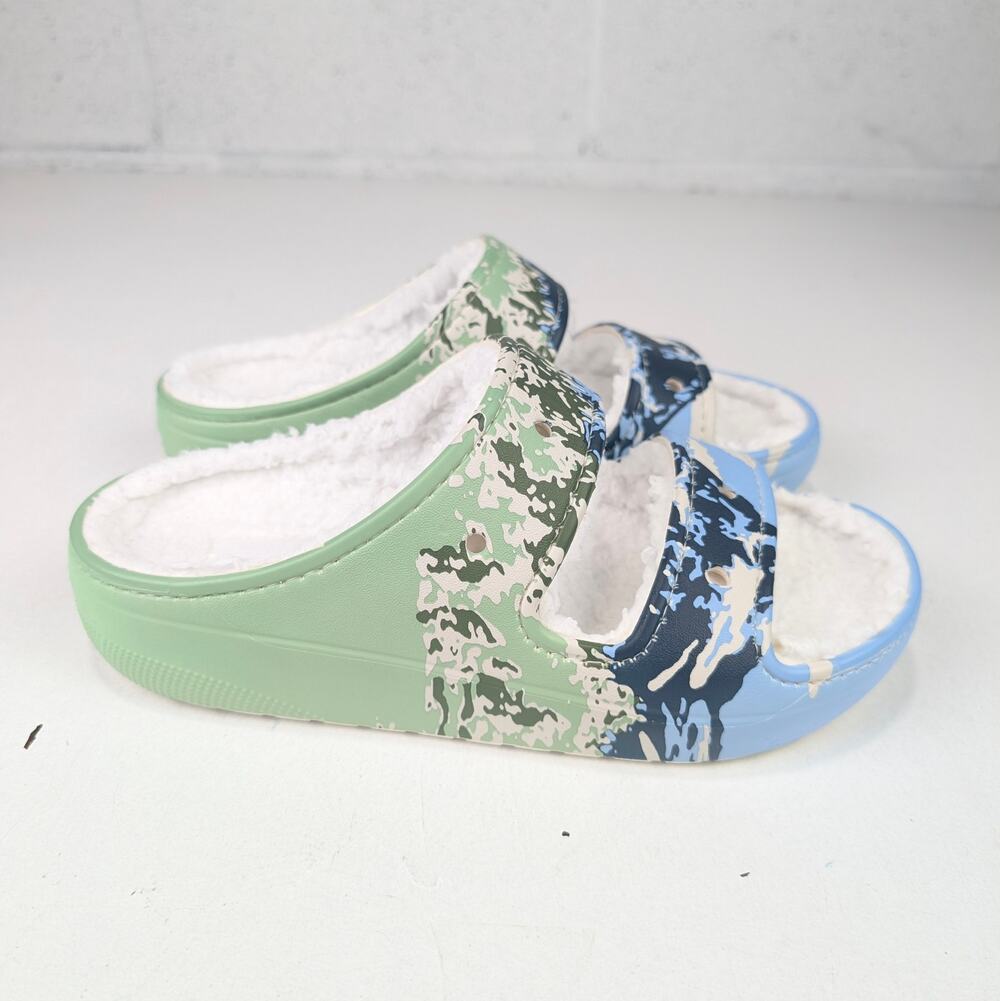 Crocs Classic Cozzzy Summit Sandal - M6 W8